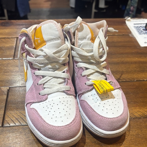 Nike Other - Nike Kids Sneakers Pink and White